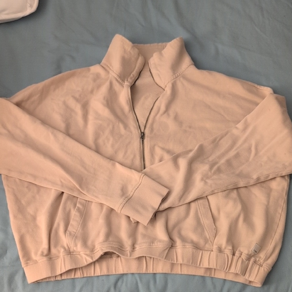 Vuori Restore Light Tan Cropped Pullover